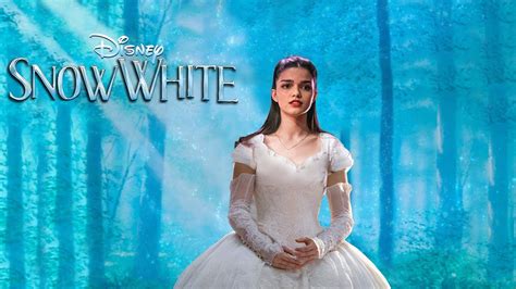 Disneys Snow White Remake First Look At Rachel Zegler As Snow White