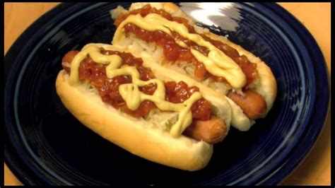 Formulated with a tailored blend of protein and fiber. Street Food - New York Hot Dog Recipe with Michael's Home ...