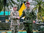 Estados Unidos entregó equipos militares al Ejército ecuatoriano | El ...