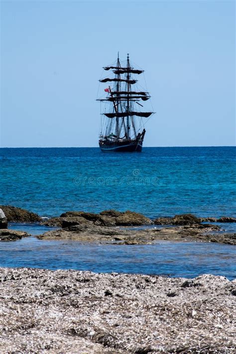 Large Sailing Ship Sailing On The Sea Of Sicily Stock Image Image Of