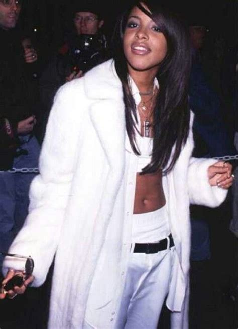 Aaliyah Aaliyah Outfits Aaliyah Style Fashion