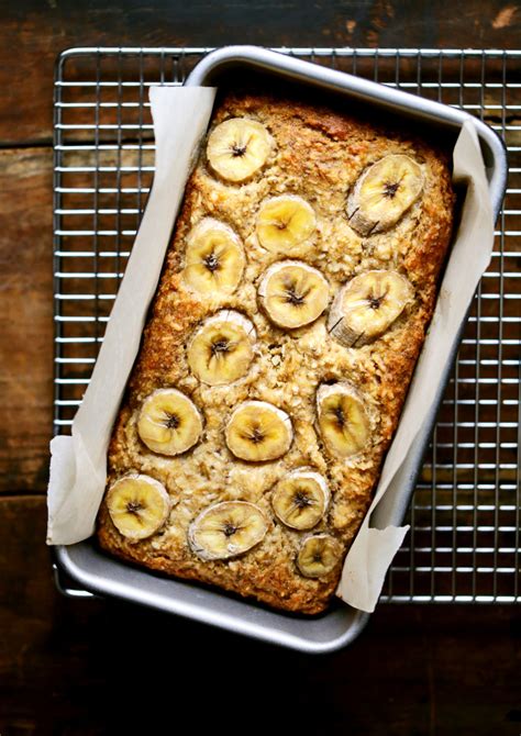 In a large bowl, mash the 3 bananas with a fork until mostly smooth. Vegan and Gluten-Free Banana Bread with Coconut Recipe