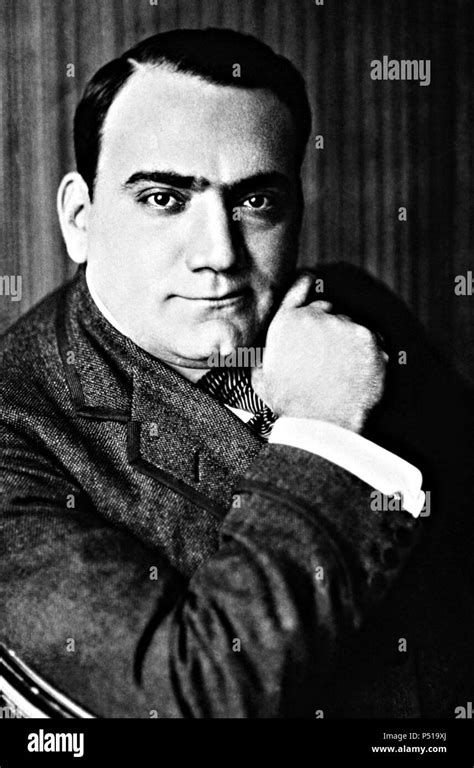 Caruso Tenor Black And White Stock Photos And Images Alamy