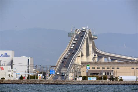 The Eshima Ohashi Bridge In Japan Looks Absolutely Terrifying Huffpost