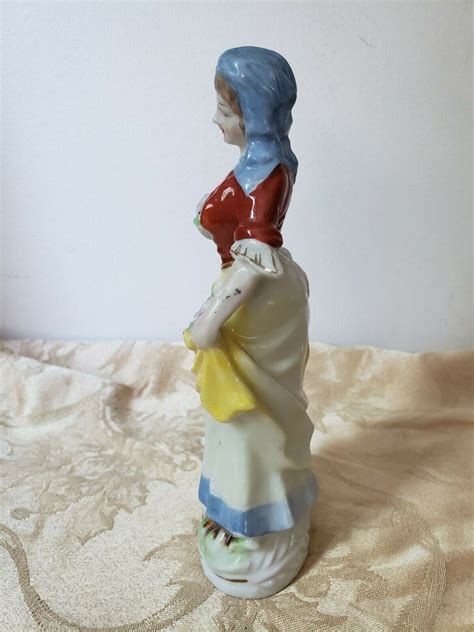 Vintage Victorian Porcelain Ceramic Busty Lady With Roses Figurine 8