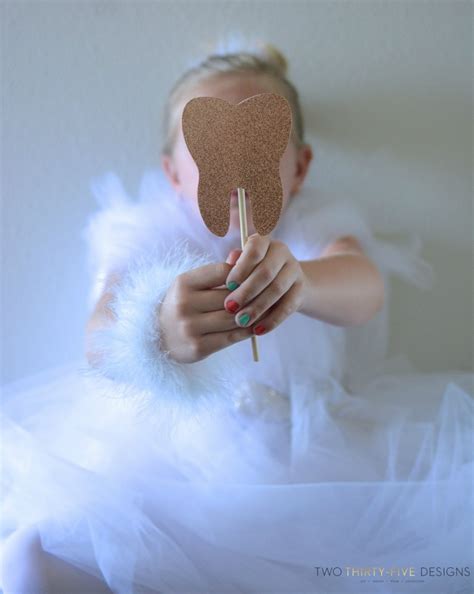 Because dressing emma up literally over night. DIY Tooth Fairy Costume - Two Thirty-Five Designs