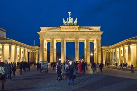 Top 15 Facts About The Brandenburg Gate Discover Walks Blog
