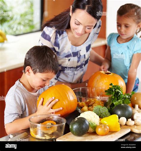 Children And Pumpkins Hi Res Stock Photography And Images Alamy