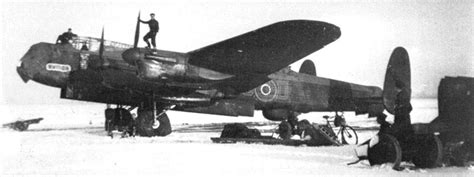 Lancaster Bomber Winter 194445 Ww2 Weapons