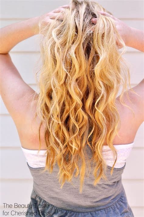 How To Curl Hair With Wand Beachy Waves
