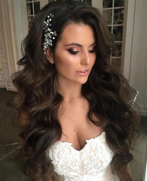 Gorgeous Wedding Hairstyles For Long Hair Long Hair Wedding Styles Big Curls For Long Hair