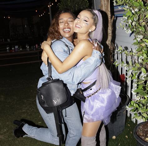 Pop Crave On Twitter Ariana Grande Debuts Lavender Hair At Coachella