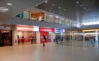 Subang airport to sunway pyramid. Inspired Momx1: SkyPark Subang Terminal, Subang
