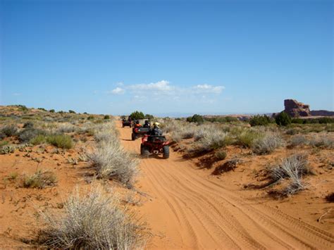Moab 4 Wheeling Adventure In Photos Travel Deeper With Gareth Leonard