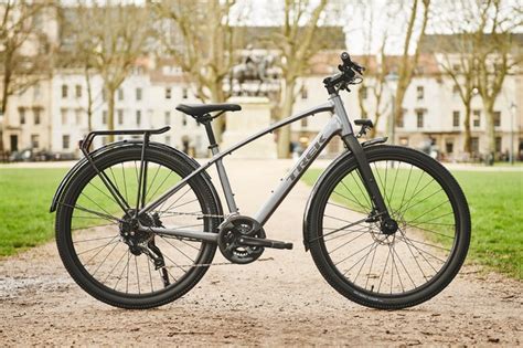 Trek Dual Sport 2 Equipped Gen 5 Review Hybrid Bikes Bikes Bikeradar