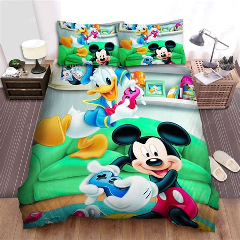 Donald Duck And Mickey Mouse Playing Video Games Bed Sheets Duvet Cover