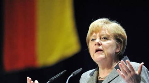 Merkel Sparker Tysk Valgkamp I Gang Udland Dr
