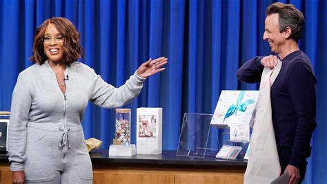 Watch Late Night With Seth Meyers Highlight Gayle King Shows Off Some Gifts From Oprah S
