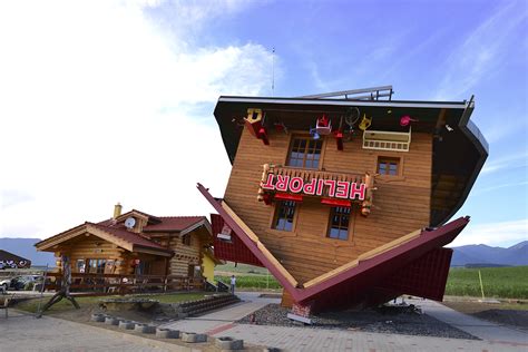 Enjoy your fun here with your step into the crazy side of melaka and turn your world upside down for a good laugh with your friends and family at the upside down house gallery! Upside down house - Heliport - Visit Liptov