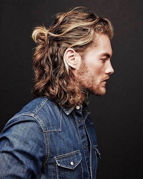 50 Popular Mens Ponytail Hairstyles Be Different In 2019