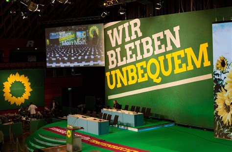 Grüner Parteitag in Münster Daimler Chef Zetsche darf bei den Grünen