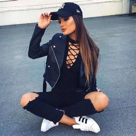Baddie Outfits • 30 Ideas To Show Off Your Bad Girl With Style • 2020 Trendy Queen Leading