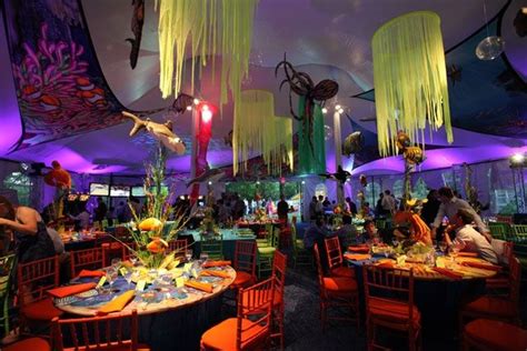 We believe in helping you find the product that is right for you. under+the+sea+prom+decorations | We love "under the sea ...