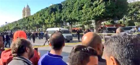 Notizie.it pubblica in esclusiva la foto del killer responsabile dell'attentato di nizza: Tunisi, donna kamikaze si fa esplodere in centro ...