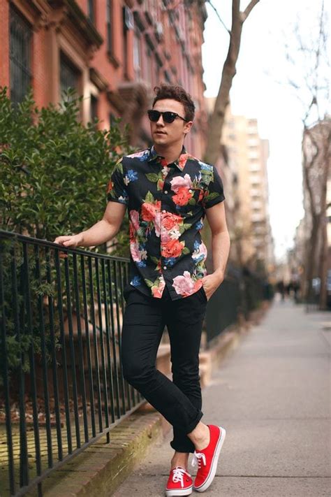 Let me know in the comments! Men Outfits with Vans-20 Fashionable Ways to Wear Vans Shoes
