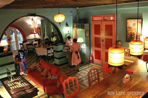 My sister and i have always been curious about the hype created for la vie, so finally we decided because there were only 2 of us, we chose that white table there. BIG LIFE SPENDER: LA VIE PARISIENNE, CEBU CITY