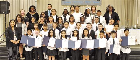 Vivian Fowler Inducts Students Into National Elementary Honor Society