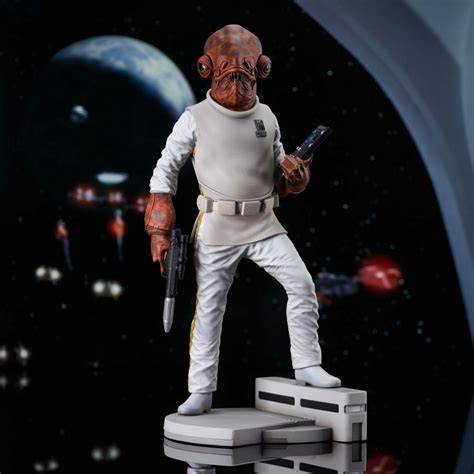 Star Wars Return Of The Jedi Admiral Ackbar Milestones Statue Gentle G