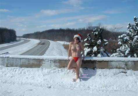 Nude Lady Santa In Snow December 2009 Voyeur Web Hall