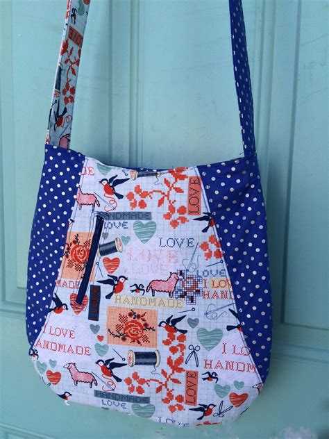 Modern Curves Tote Bag With Free Pattern The Stitching Scientist
