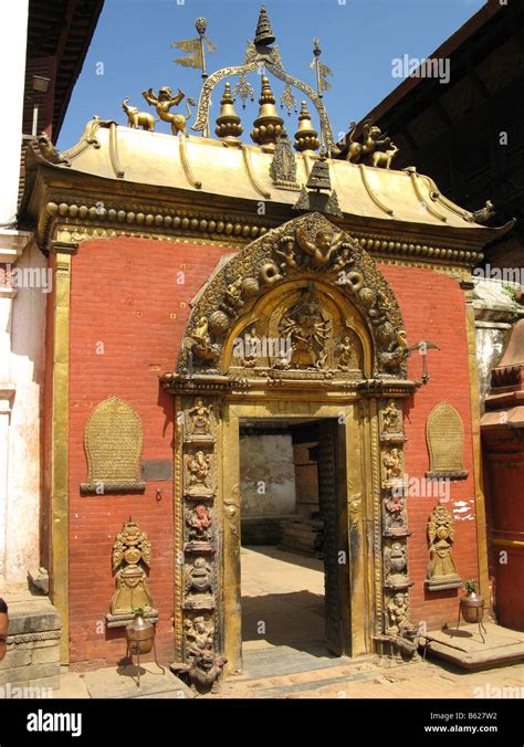 Golden Gate Sun Dhoka Durbar Square Bhaktapur Aka Bhadgaon Or