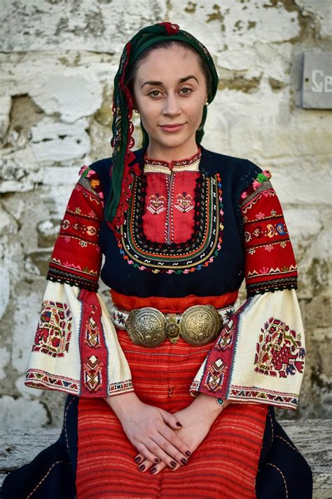 Говедарци Самоковско Bulgarian Clothing Traditional Fashion Traditional Outfits