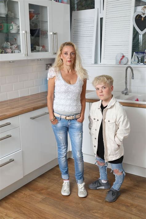 Gordon Ramsay Offers Job To Teen Dwarf Banned From Kitchen Because His