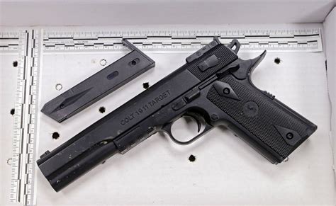 Fake Gun Real Crime Police Notice Uptick In Replicas The Seattle Times