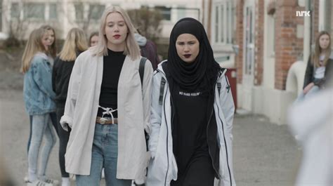 Noora From Skam Outfit Idea Elle Fashion Fashion Show Fashion Outfits Spring Fashion Hijab