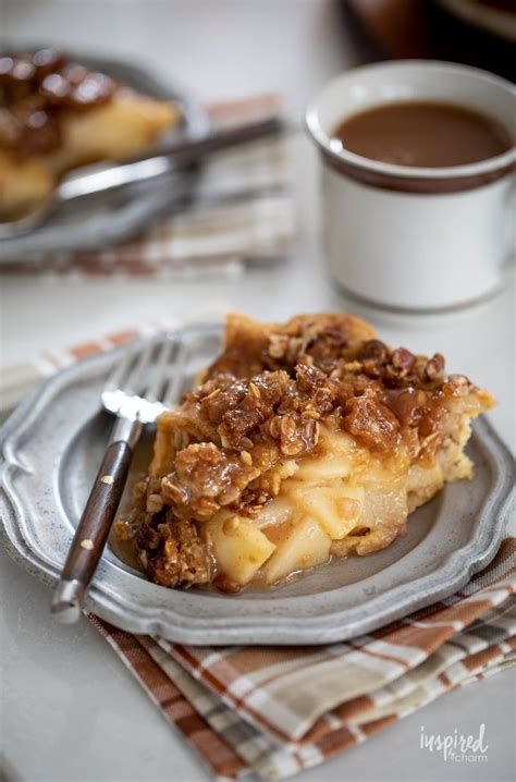 Salted Caramel Honeycrisp Apple Pie Favorite Pie Recipes Apple Pie Recipes Recipes
