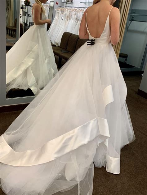 Hayley Paige Andi 6800 Sample Wedding Dress Save 61 Stillwhite