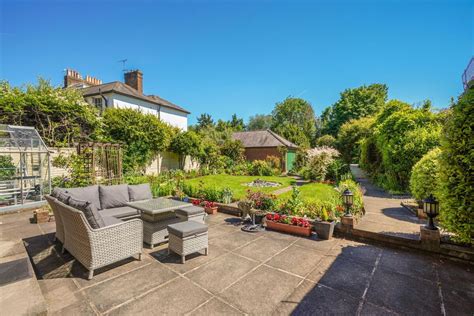Bungalow For Sale In Lower Green Road Esher Surrey Kt10 Esh012127220 Knight Frank