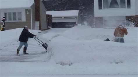 snow wars cleveland area neighbors battle over sidewalk shoveling dispute nbc news