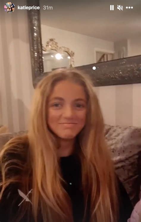 Katie Prices Daughter Bunny Dons Long Blonde Wig To Look Like Mummy Aged 6 Irish Mirror Online