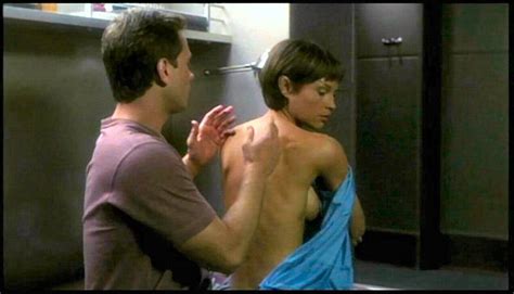 Jolene Blalock Nue Dans Star Trek Enterprise