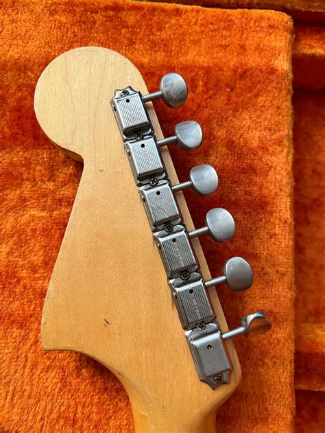 1964 Fender Jaguar Vintage Sunburst Guitars Electric Solid Body