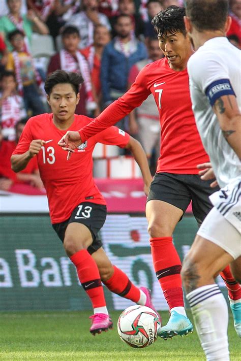 2위를 하고도 fifa 월드컵 아시아 지역 2차 예선에서. 평양 가는 손흥민·이강인…월드컵 예선 평양 원정 멤버 발표 ...