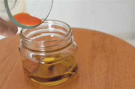 Making a natural diy homemade tanning oil is simple like that. How to Make Homemade Tanning Oil Easy | Tanning oil ...