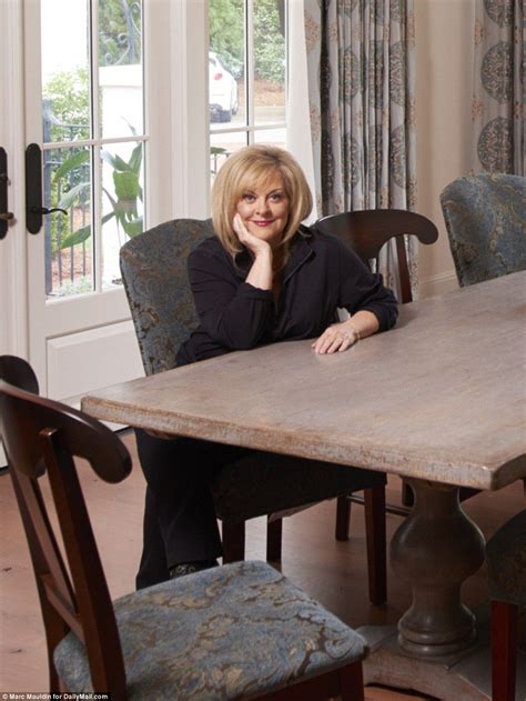 At Home With Nancy Grace The Tigress Turns Pussycat At Her New Digs Nancy Grace Country