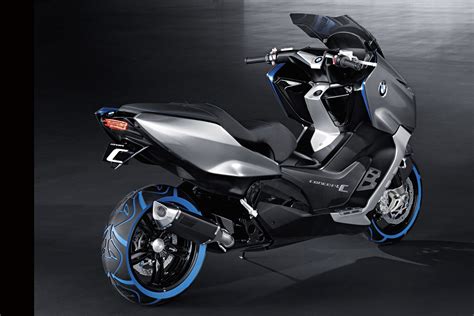 1/18 scale welly bmw c1 125 executive scooter bike diecast toy motorcycle models. Moto World: BMW Concept Scooter